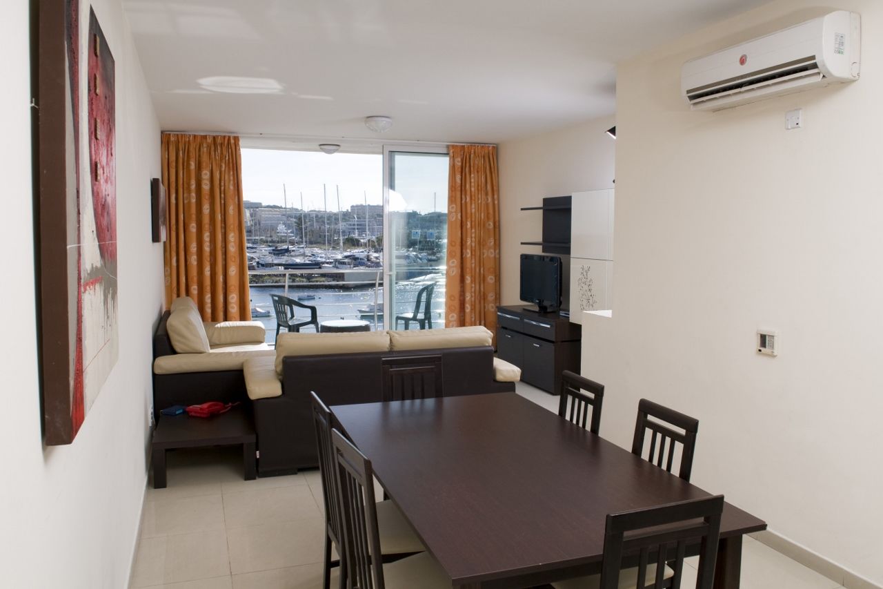 Blubay Apartments By St Hotels Gzira Интерьер фото